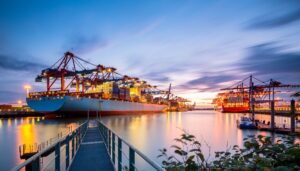 能化 | 谨防节假日期间原油或宏观出现异常波动